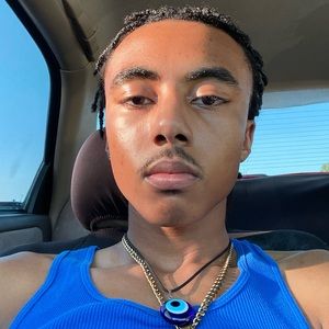 Meet your Posher, Quandric